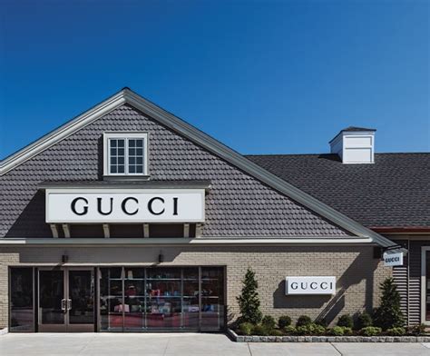 gucci woodbury outlet|Gucci Outlet, Woodbury Common Premium Outlets .